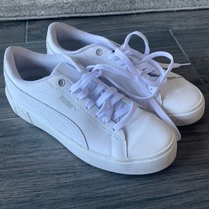 Womens puma white sneaker